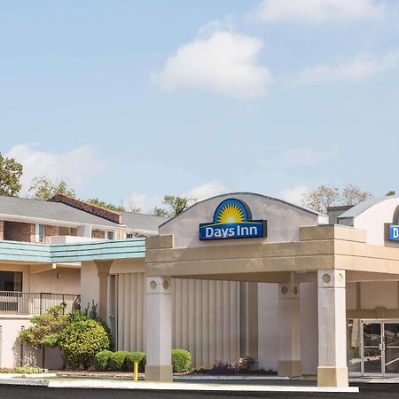 Days Inn By Wyndham أثينز، أوهايو المظهر الخارجي الصورة