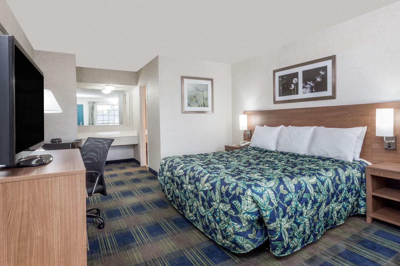Days Inn By Wyndham أثينز، أوهايو المظهر الخارجي الصورة