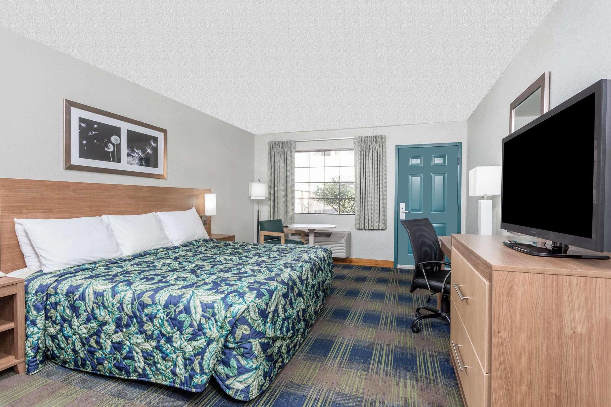 Days Inn By Wyndham أثينز، أوهايو المظهر الخارجي الصورة